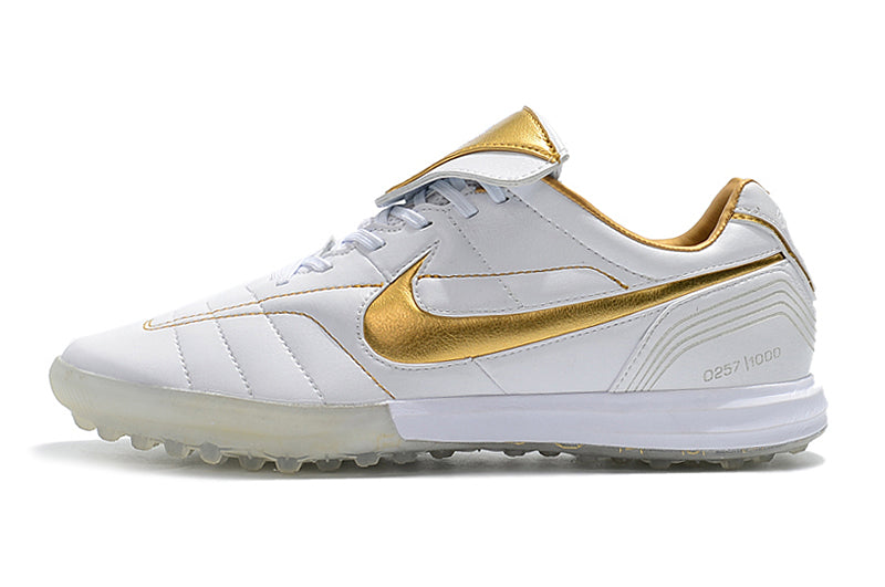 Chuteira Society Retrô Tiempo Legend 7 Elite TF Branca e Dourado R10